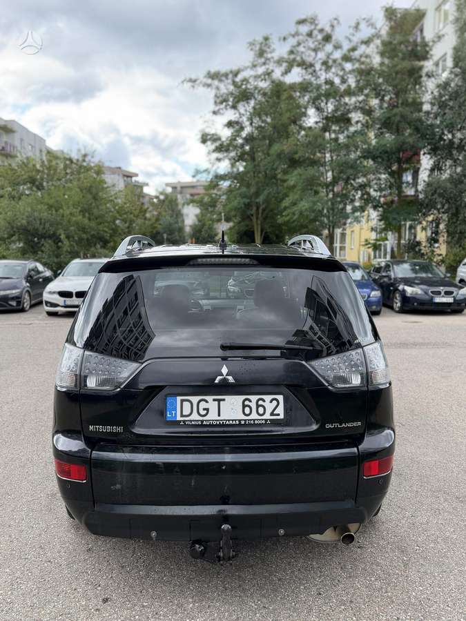 Mitsubishi Outlander - 6