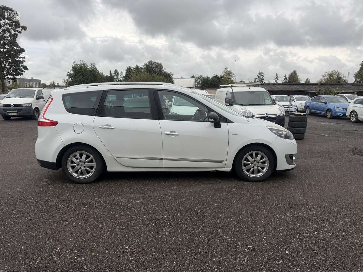 Renault Grand Scenic - 4