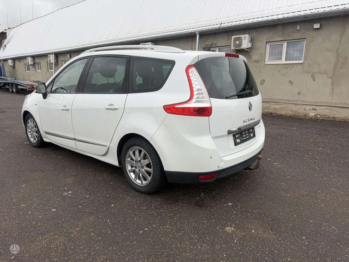 Renault Grand Scenic - 6