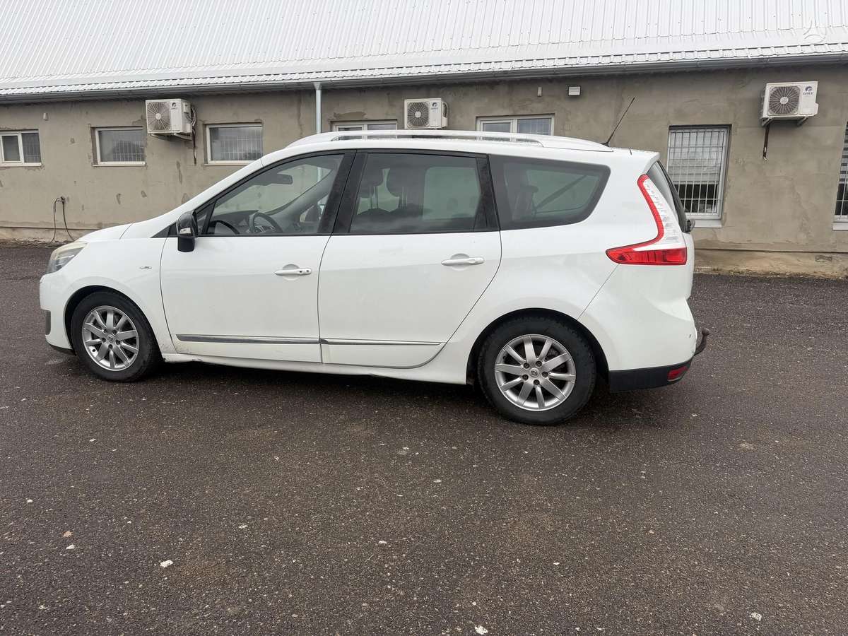 Renault Grand Scenic - 7