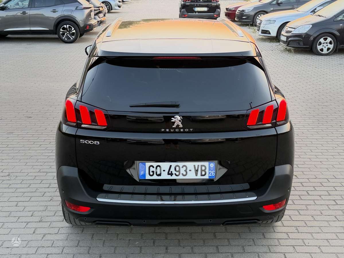 Peugeot 5008 - 12