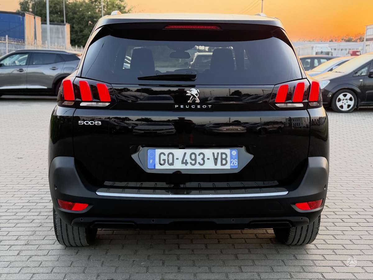 Peugeot 5008 - 11