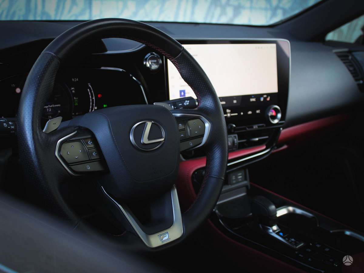 Lexus NX 450h+ - 11