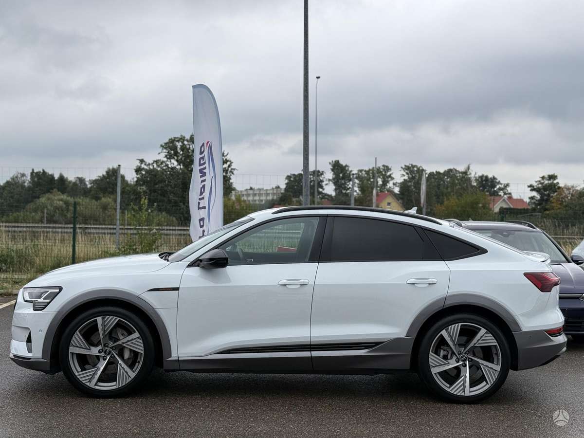 Audi e-tron Sportback - 2