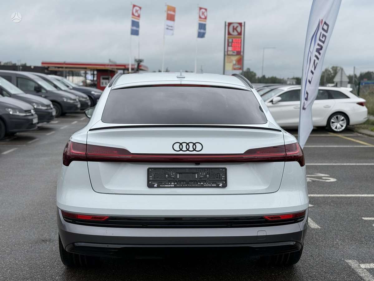 Audi e-tron Sportback - 6