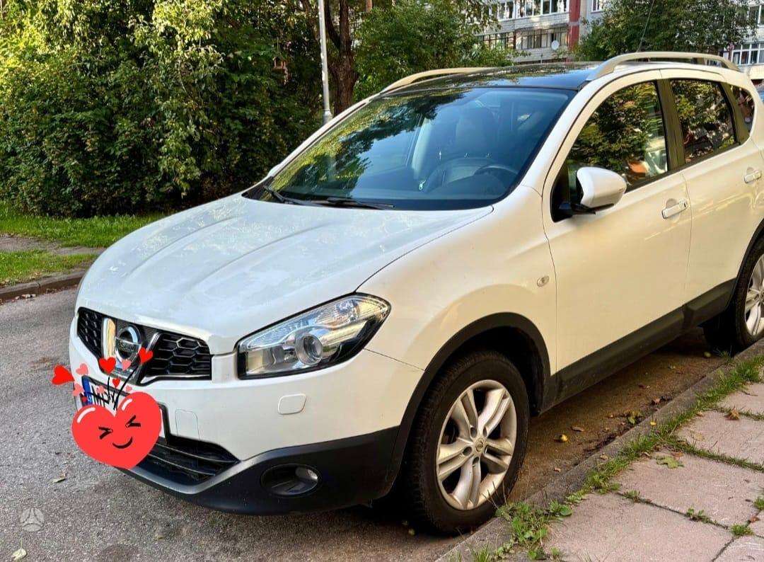 Nissan Qashqai - 1