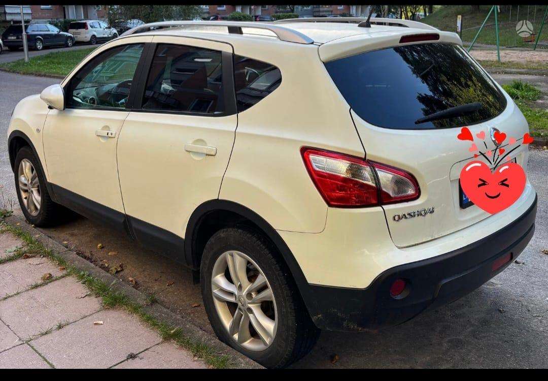 Nissan Qashqai - 2