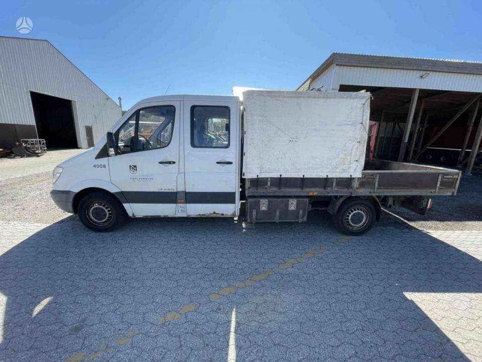 Mercedes-Benz Sprinter - 1