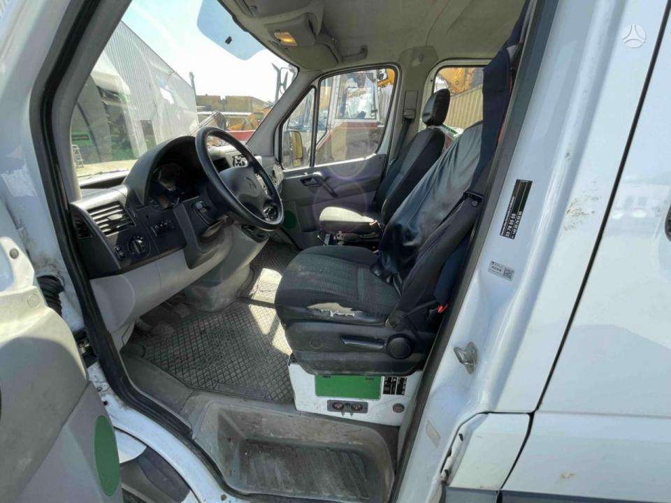 Mercedes-Benz Sprinter - 7