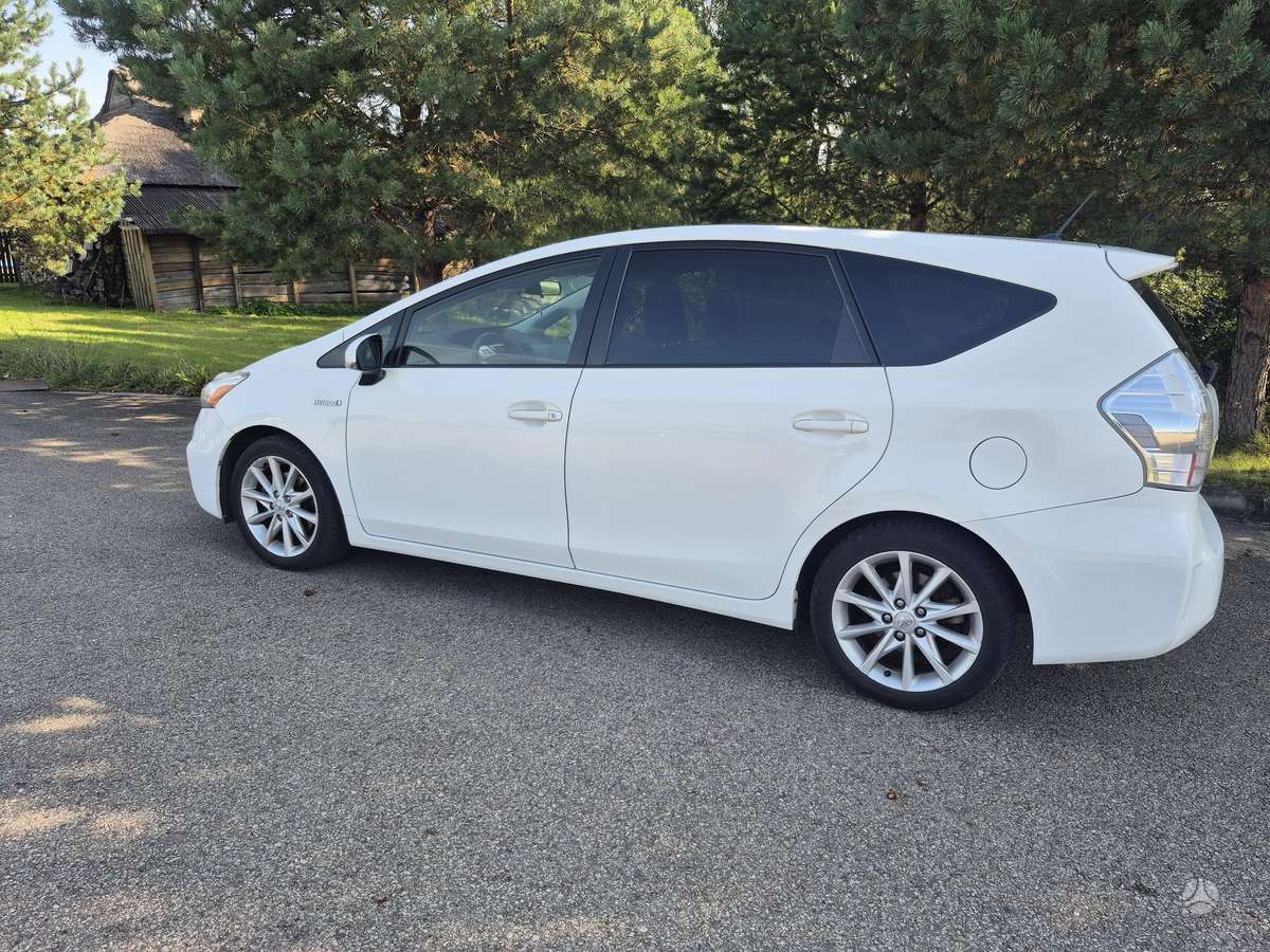 Toyota Prius+ - 3