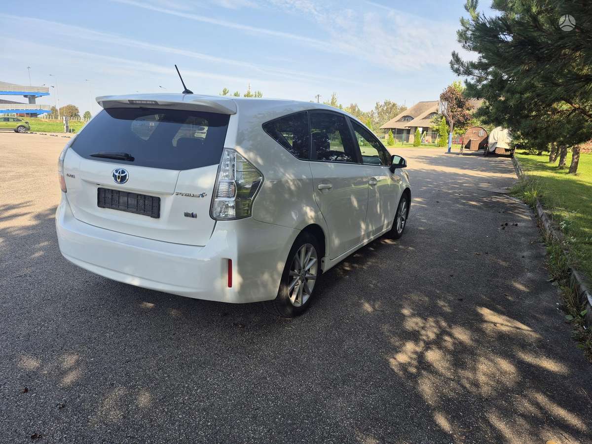 Toyota Prius+ - 6