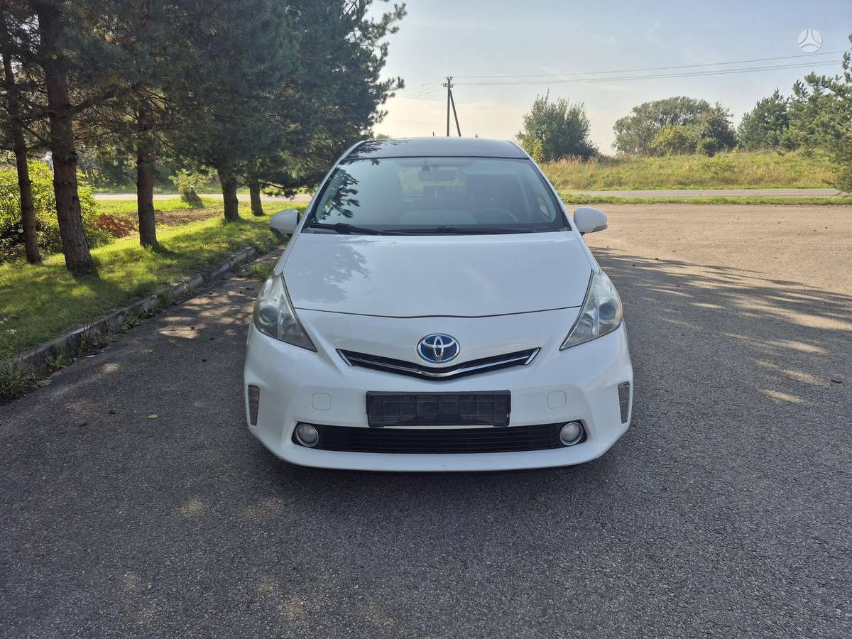 Toyota Prius+ - 9