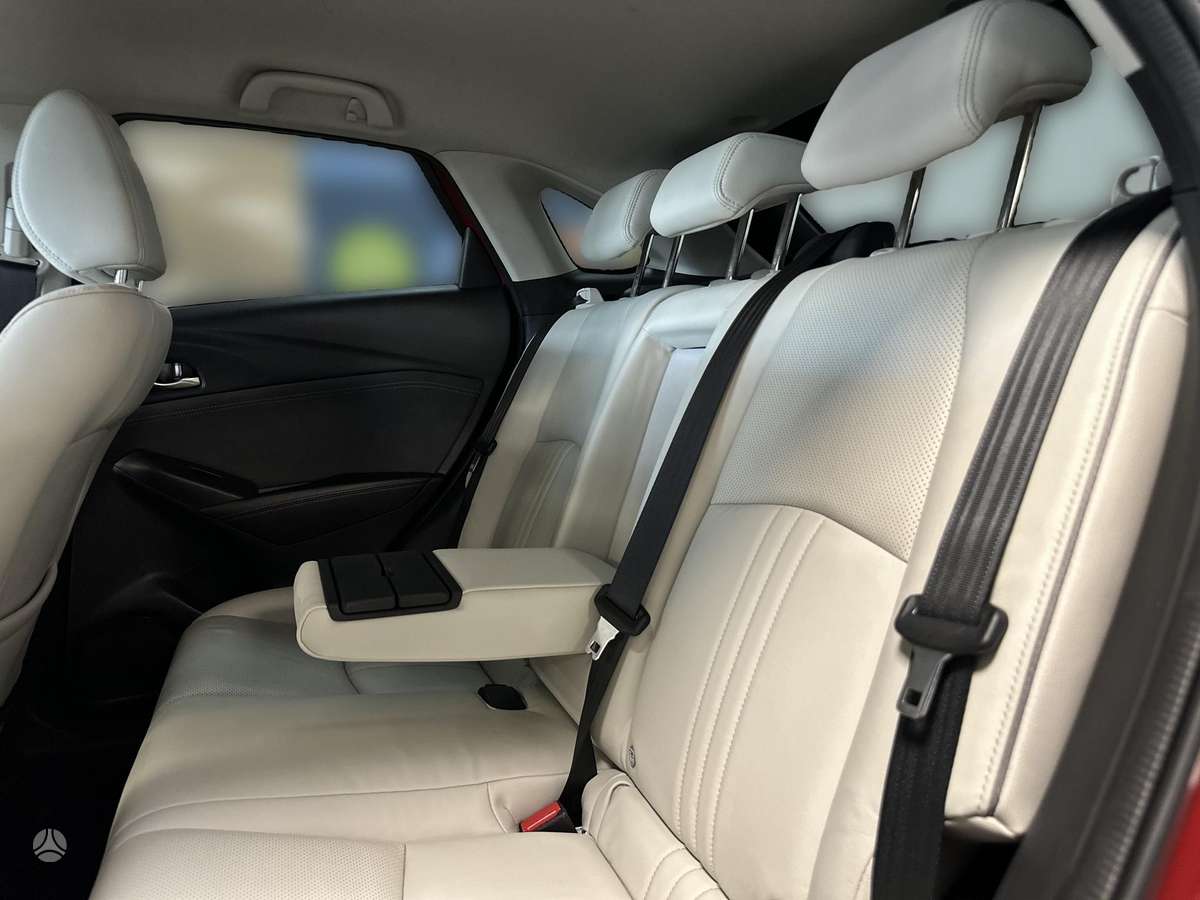 Mazda CX-3, 2.0 l., off-road / crossover