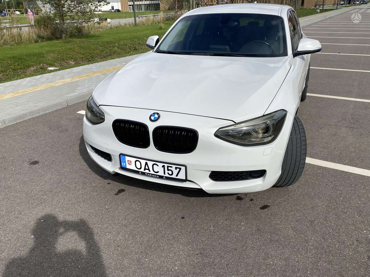 BMW 116, 1.6 l., hatchback
