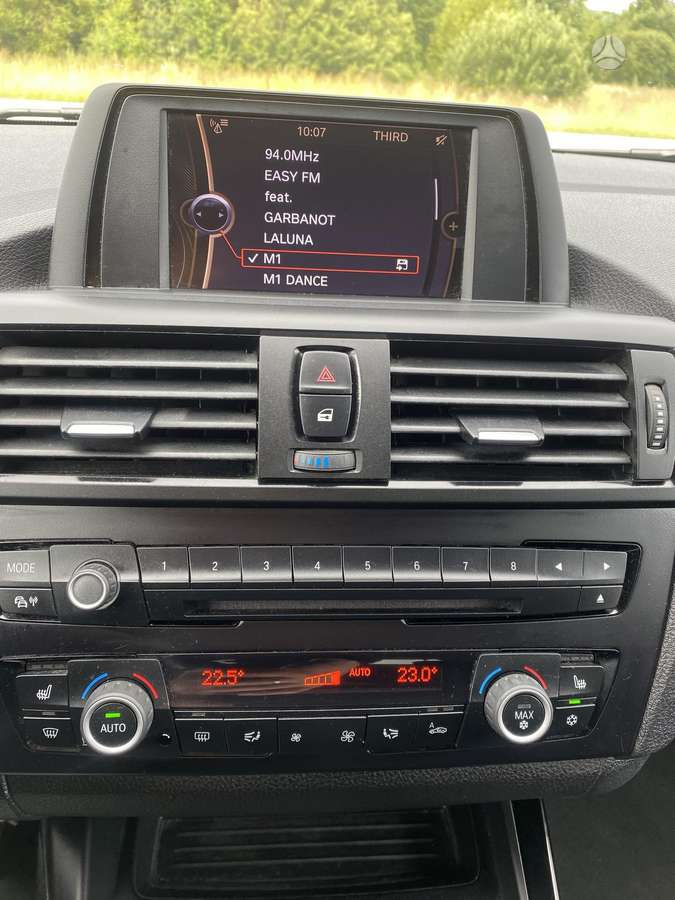 BMW 116, 1.6 l., Хэтчбек