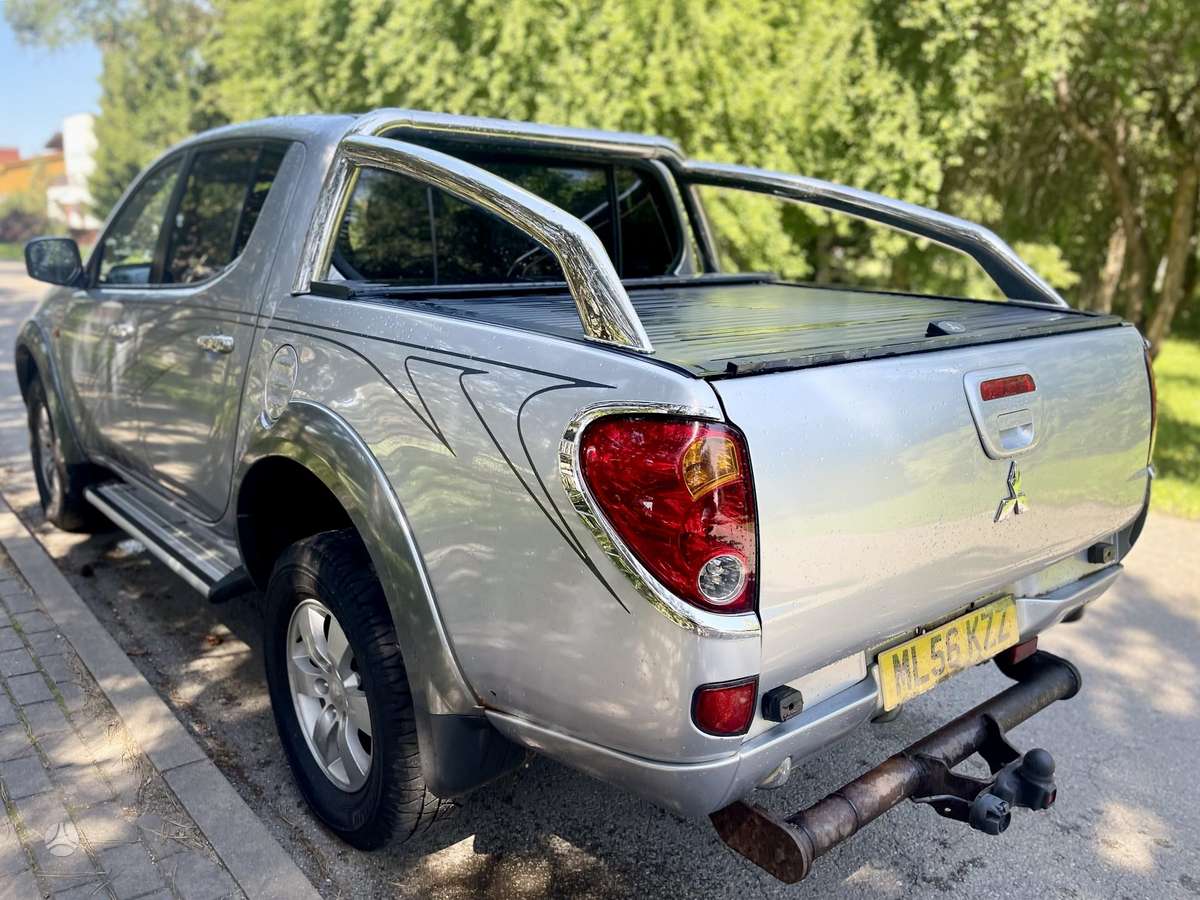 Mitsubishi L200 - 8