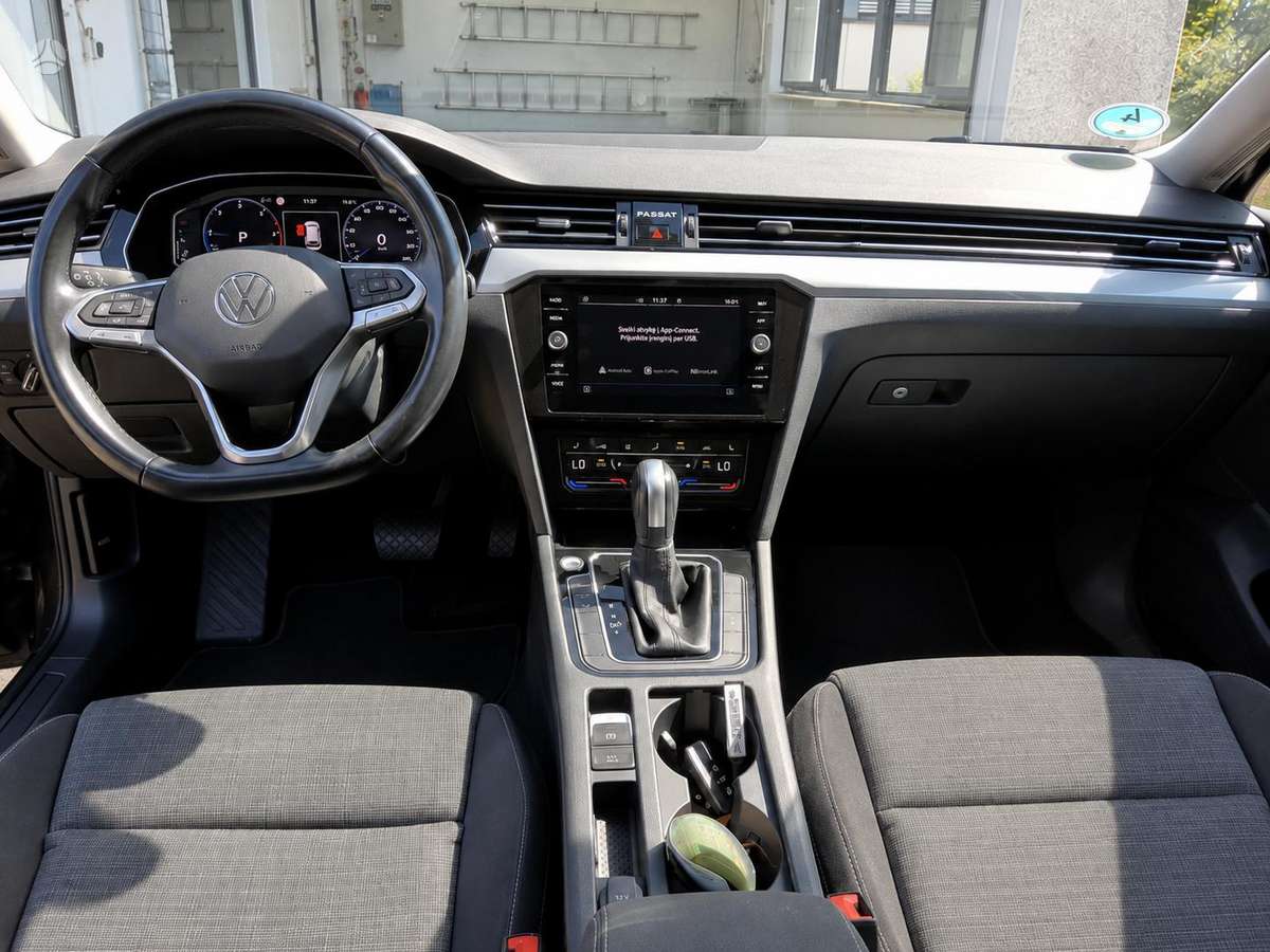 Volkswagen Passat - 3