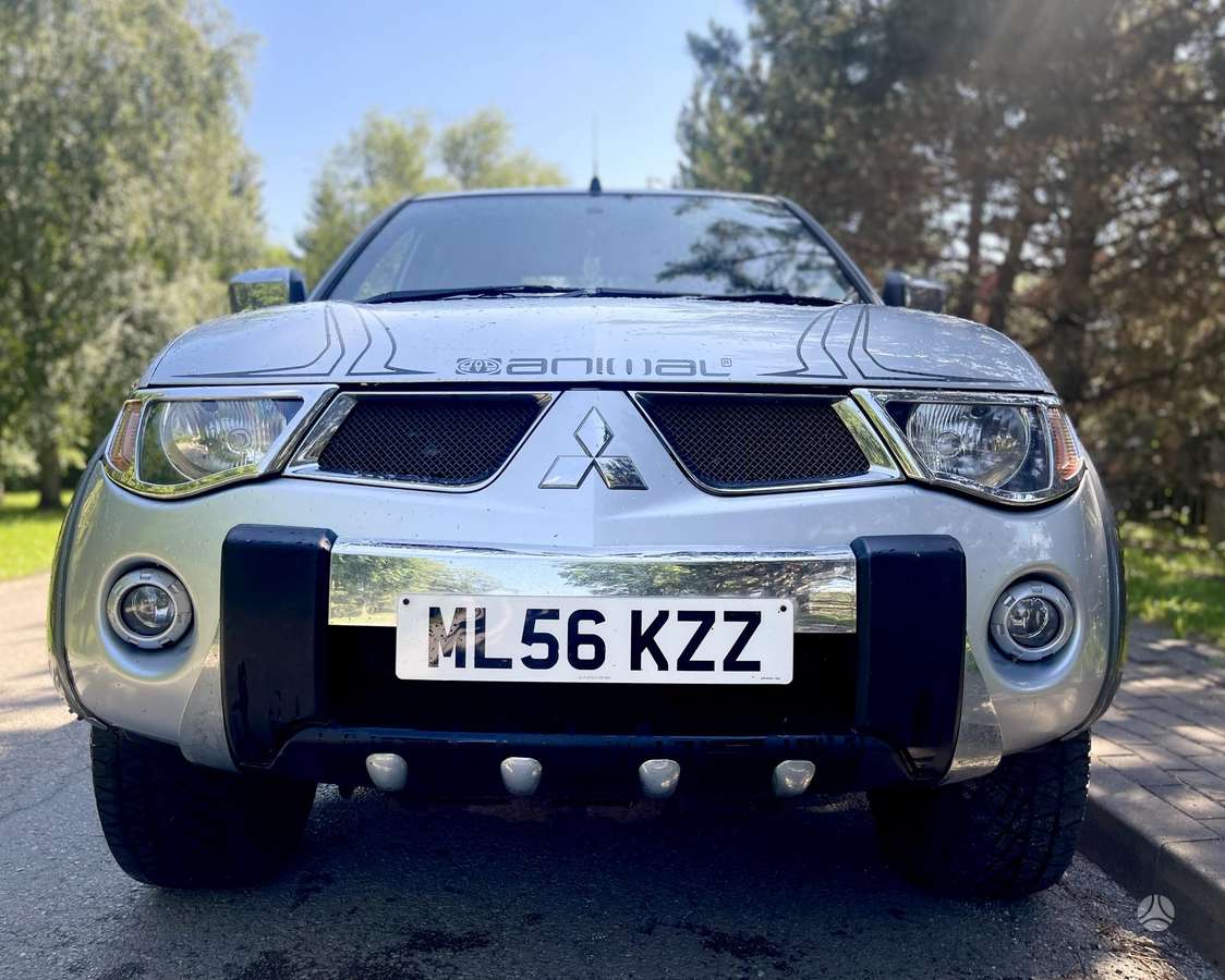 Mitsubishi L200 - 2