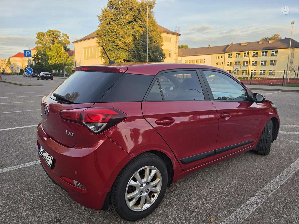 Hyundai i20 - 3