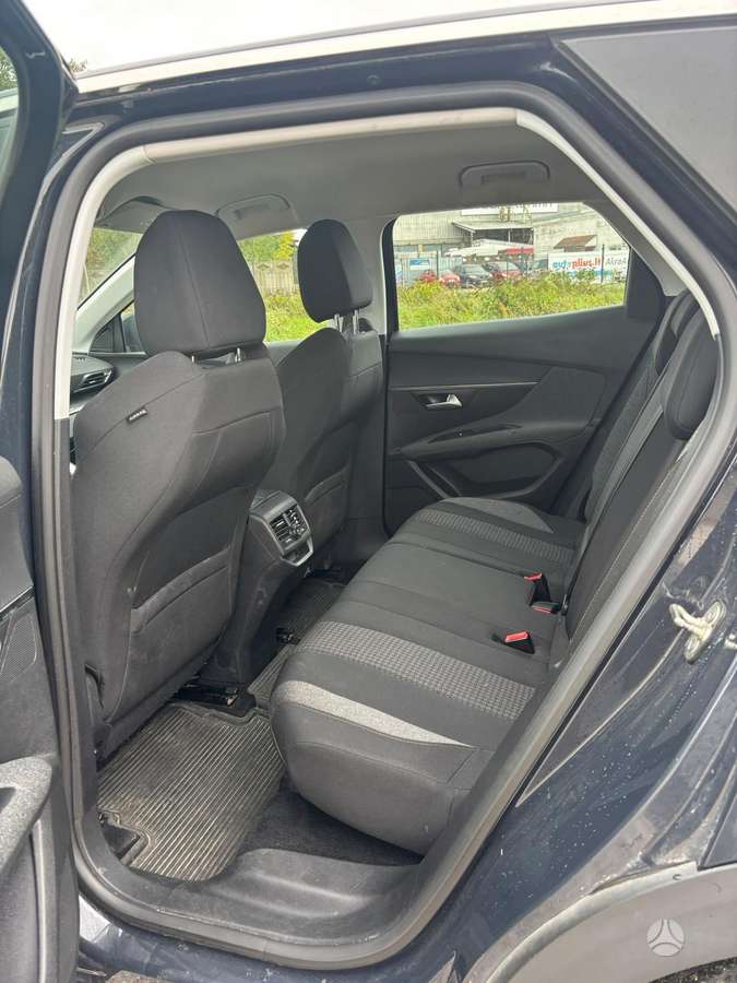 Peugeot 3008 - 11