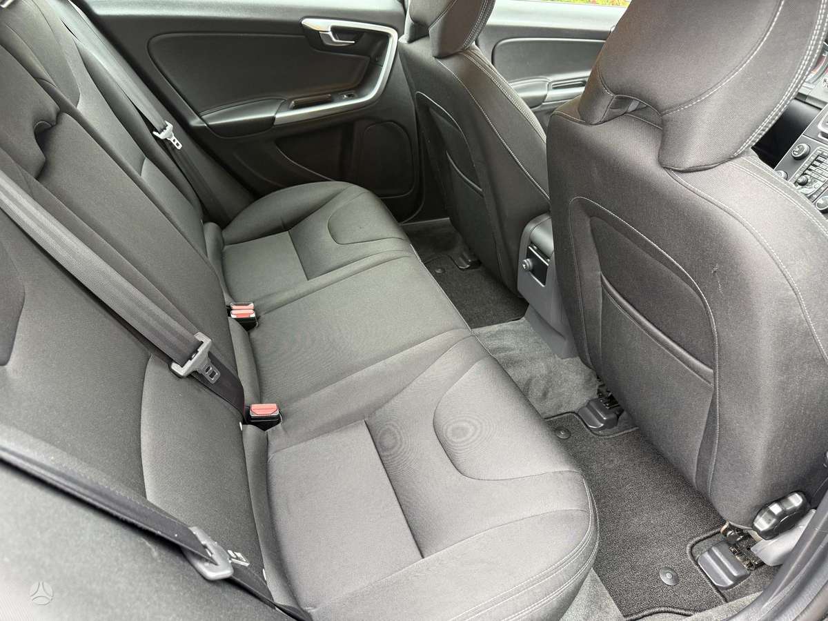 Volvo V60, 2.0 l., Универсал