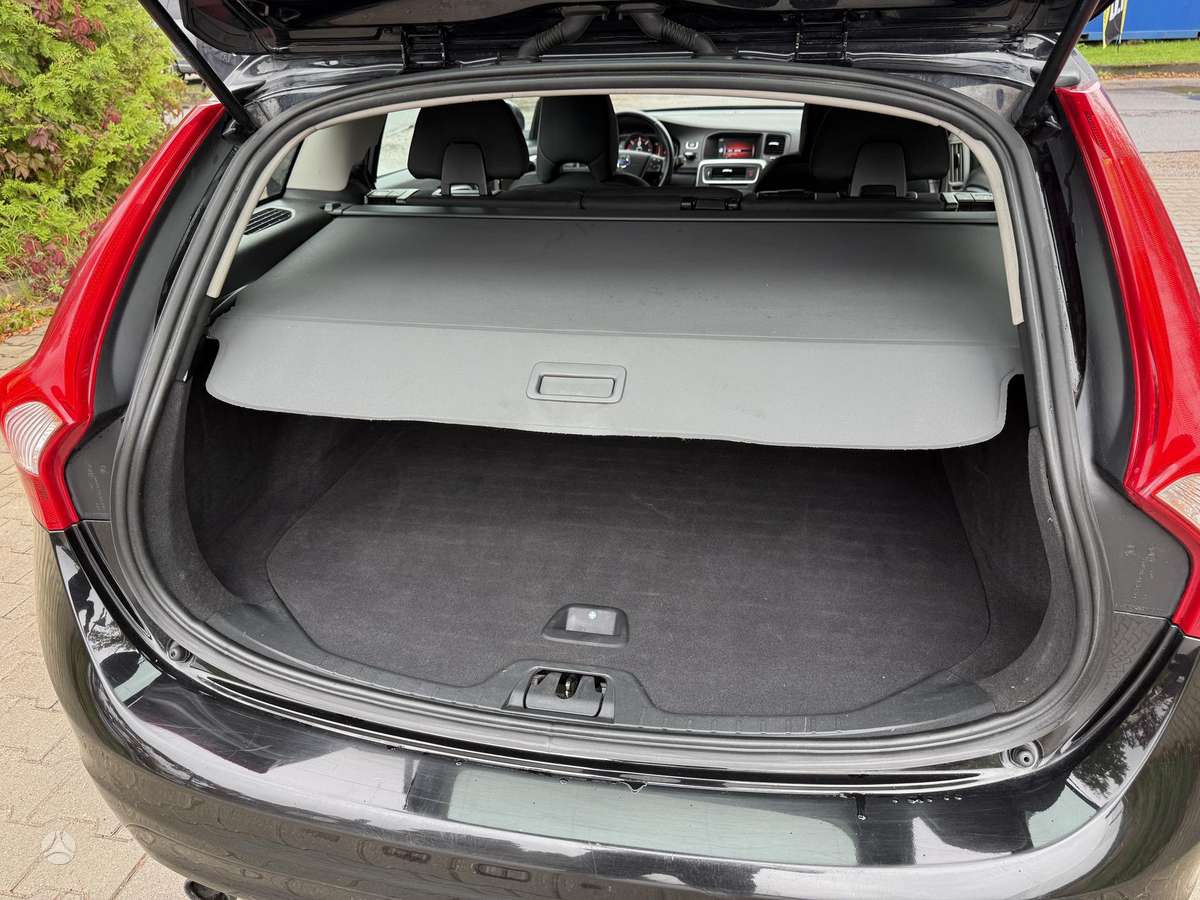 Volvo V60, 2.0 l., Универсал