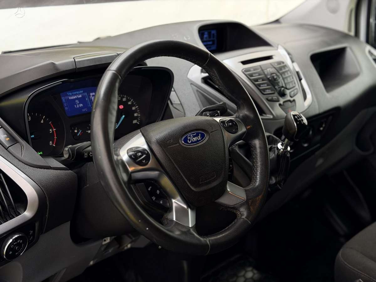 Ford Transit Custom - 9