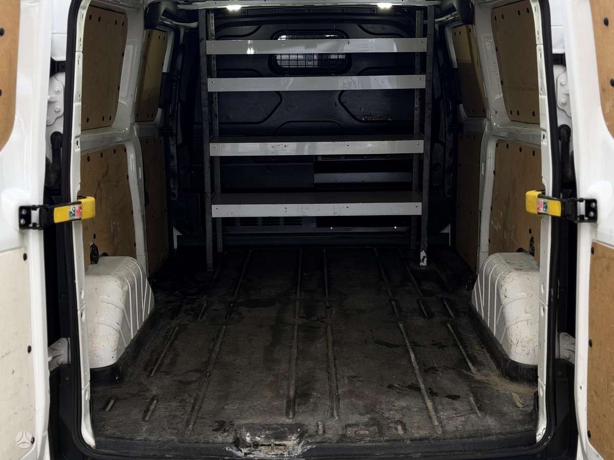 Ford Transit Custom - 12