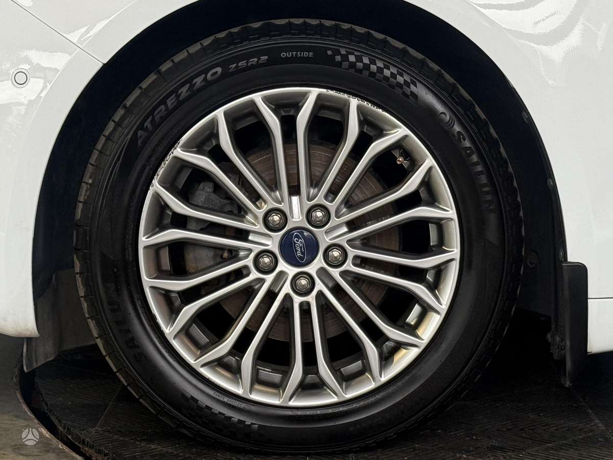 Ford Mondeo - 7