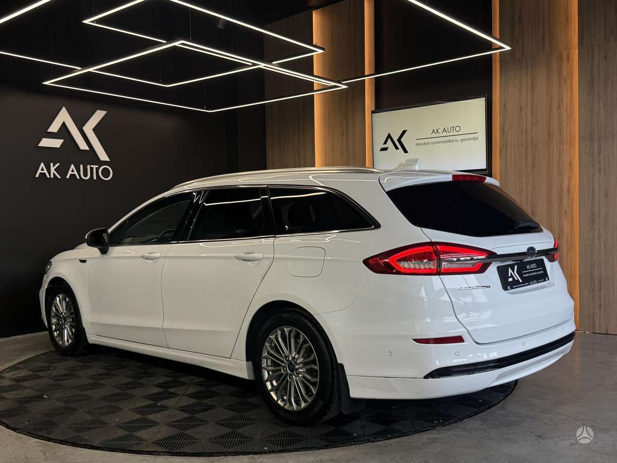 Ford Mondeo - 8