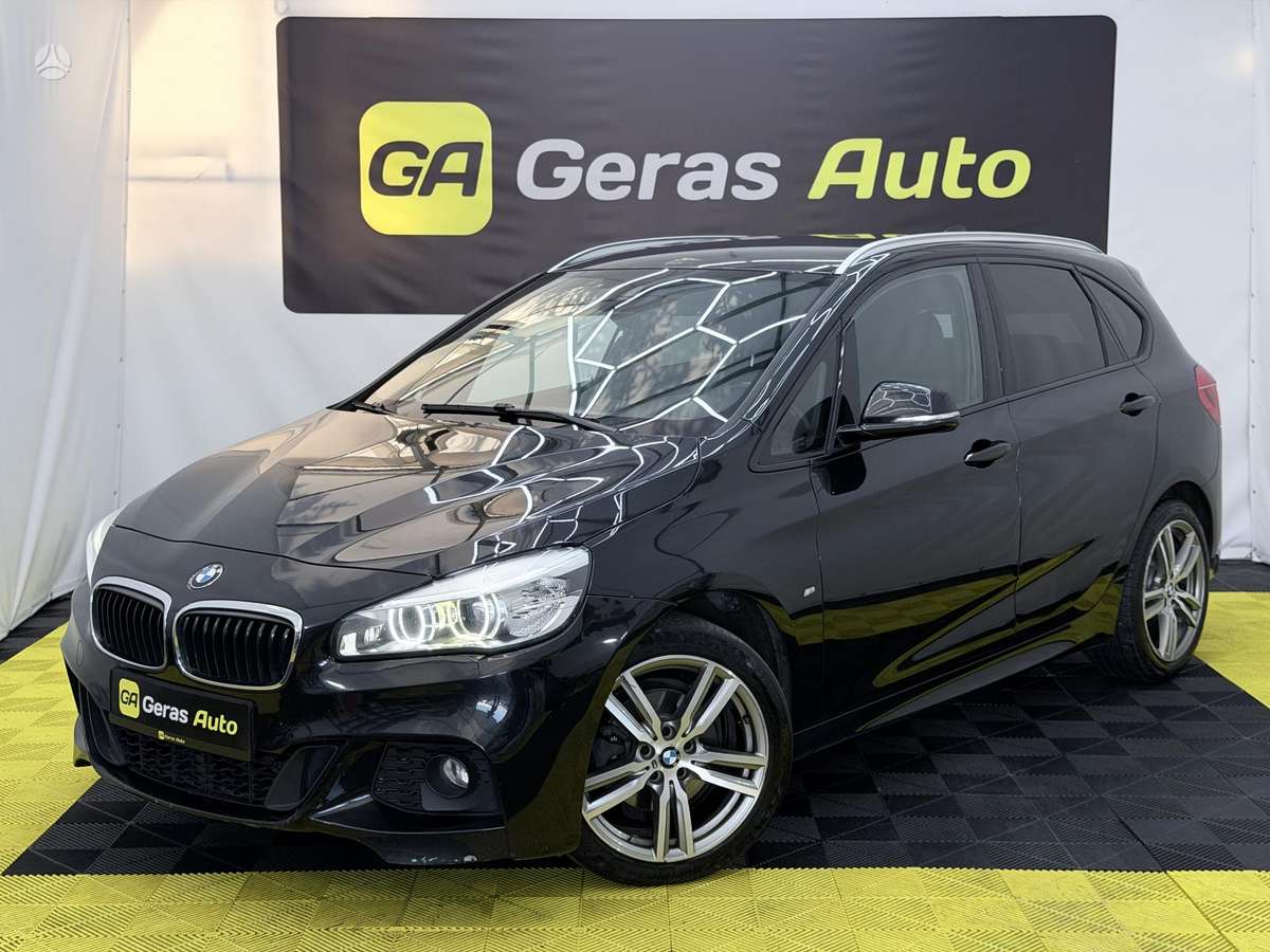 BMW 218 Active Tourer - 1