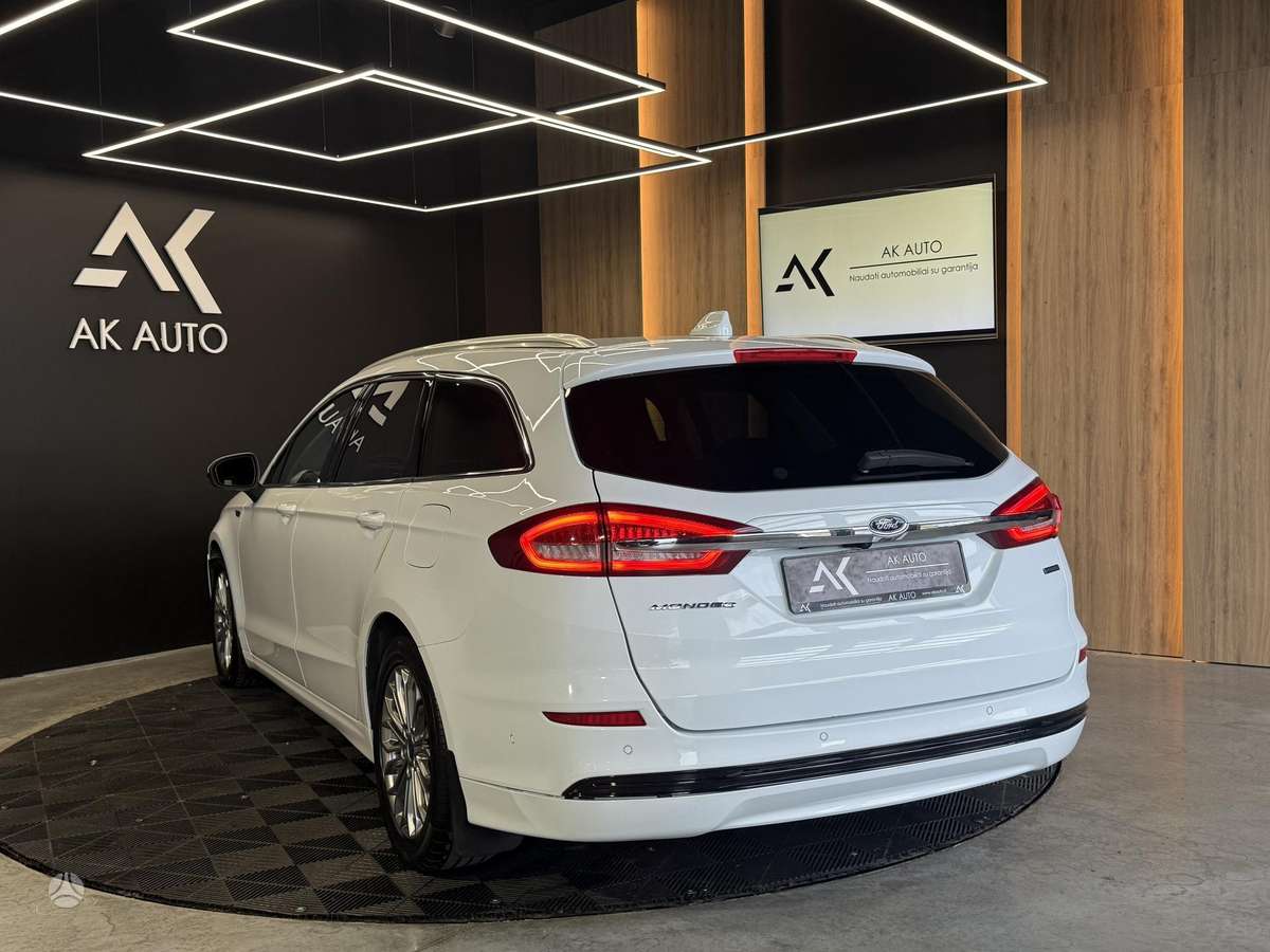 Ford Mondeo - 9