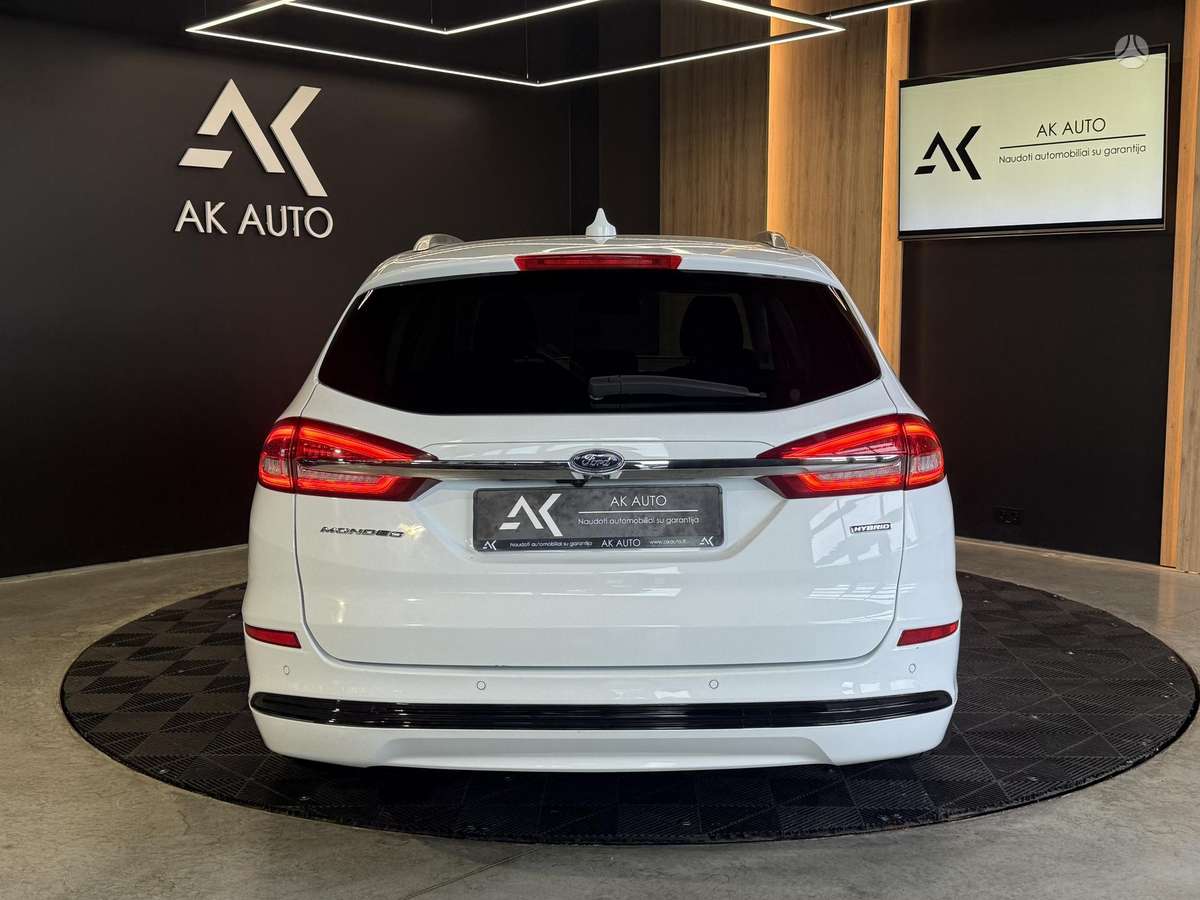 Ford Mondeo - 10