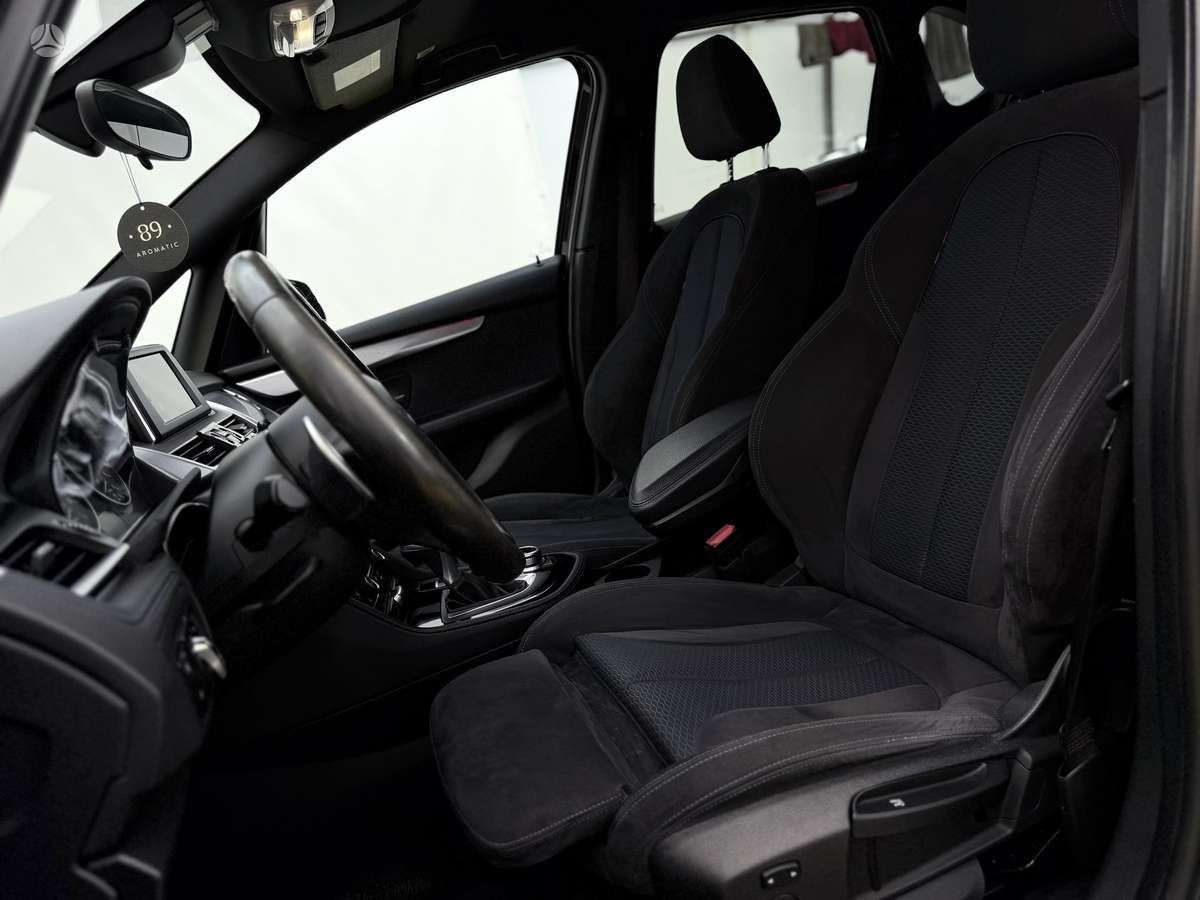 BMW 218 Active Tourer - 10