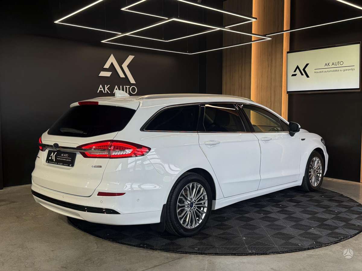 Ford Mondeo - 12