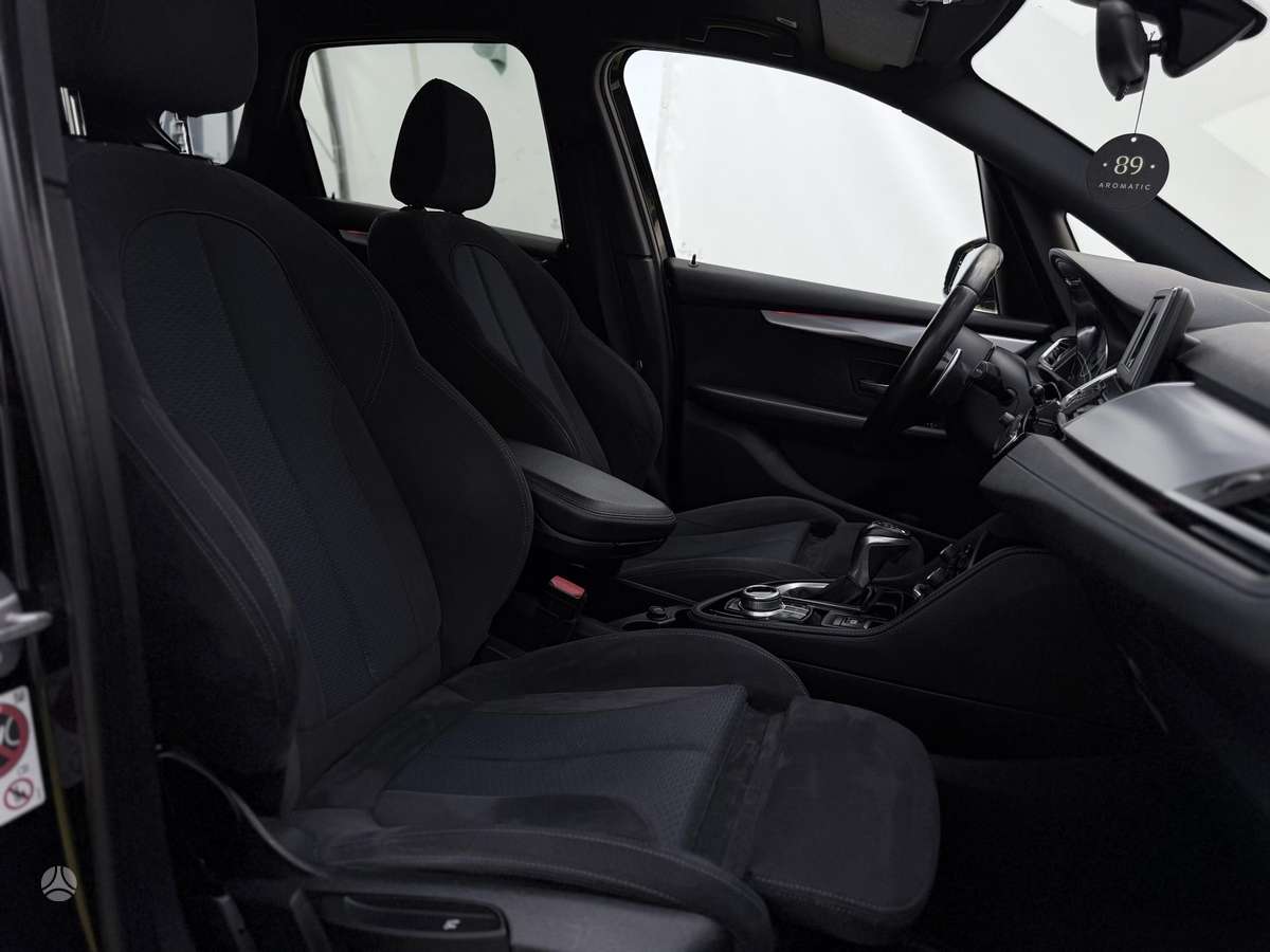 BMW 218 Active Tourer, 2.0 l., Минивэн