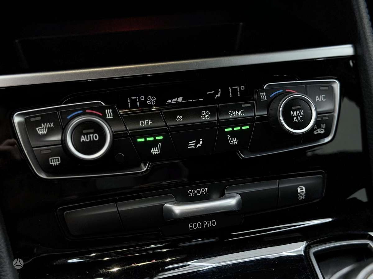 BMW 218 Active Tourer, 2.0 l., Минивэн