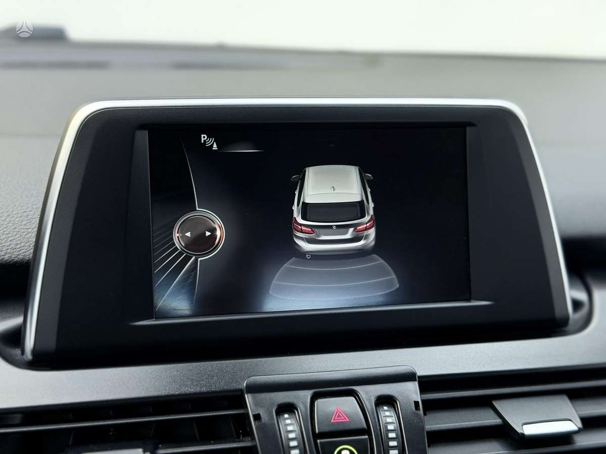 BMW 218 Active Tourer, 2.0 l., Минивэн