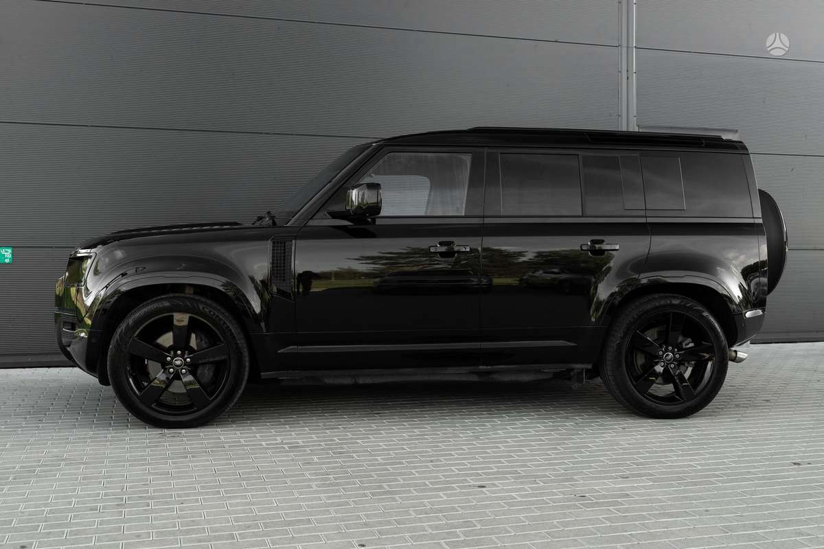 Land Rover Defender - 3