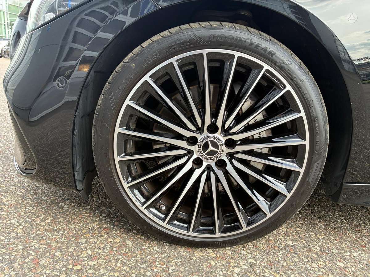 Mercedes-Benz C220 - 11