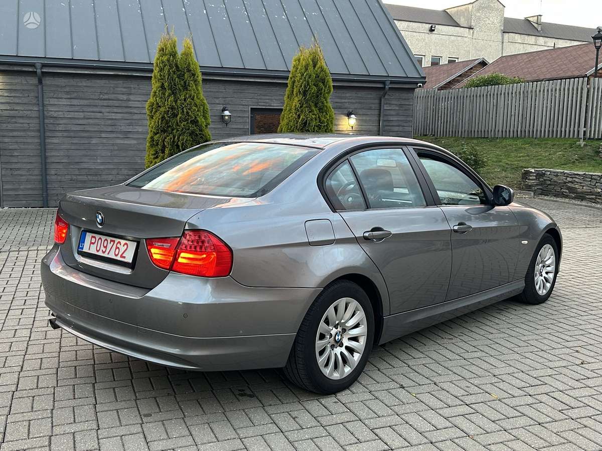 BMW 320 - 6