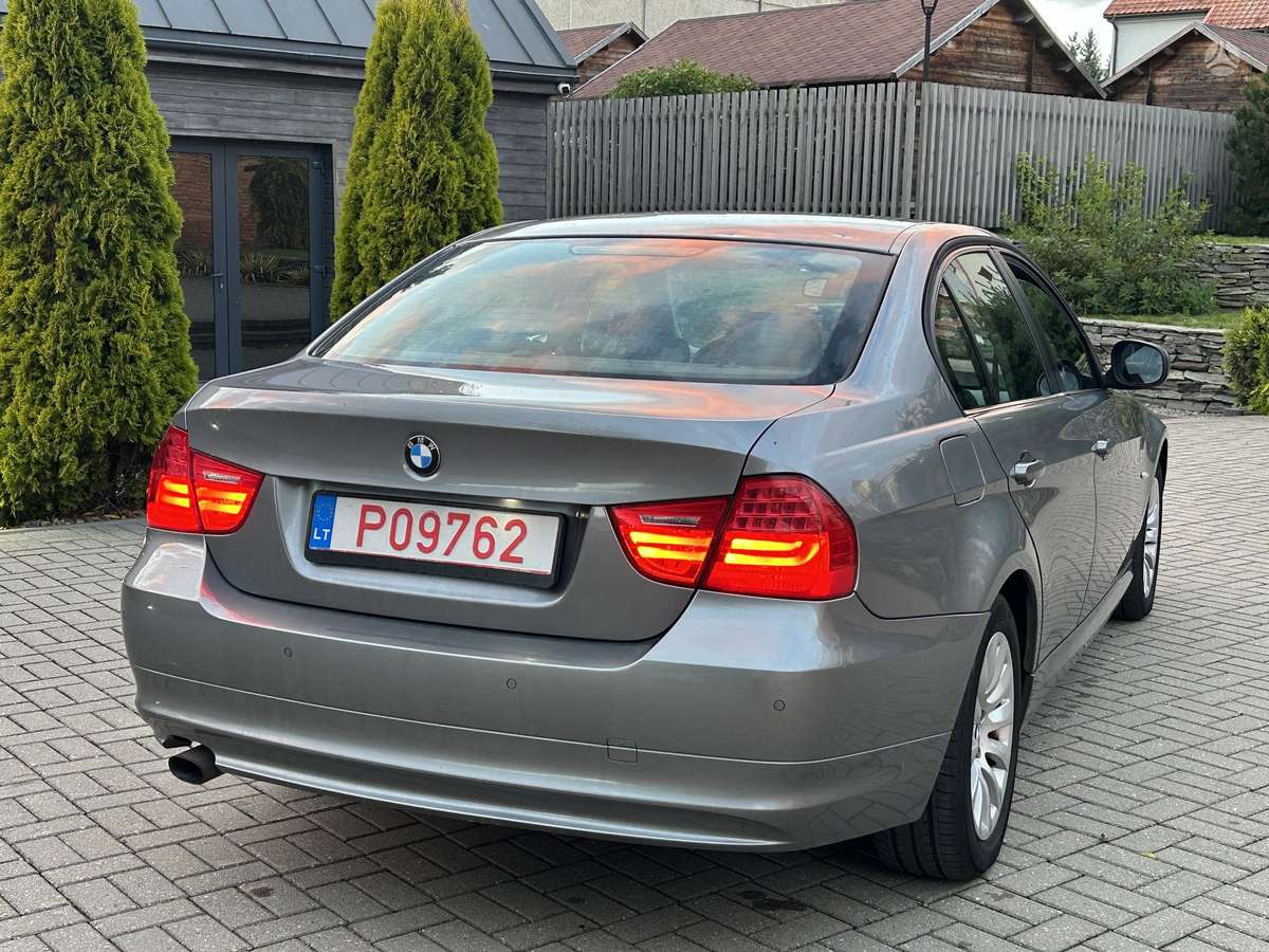 BMW 320 - 5