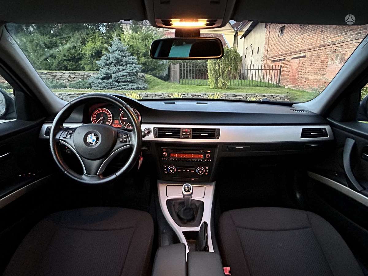 BMW 320 - 11
