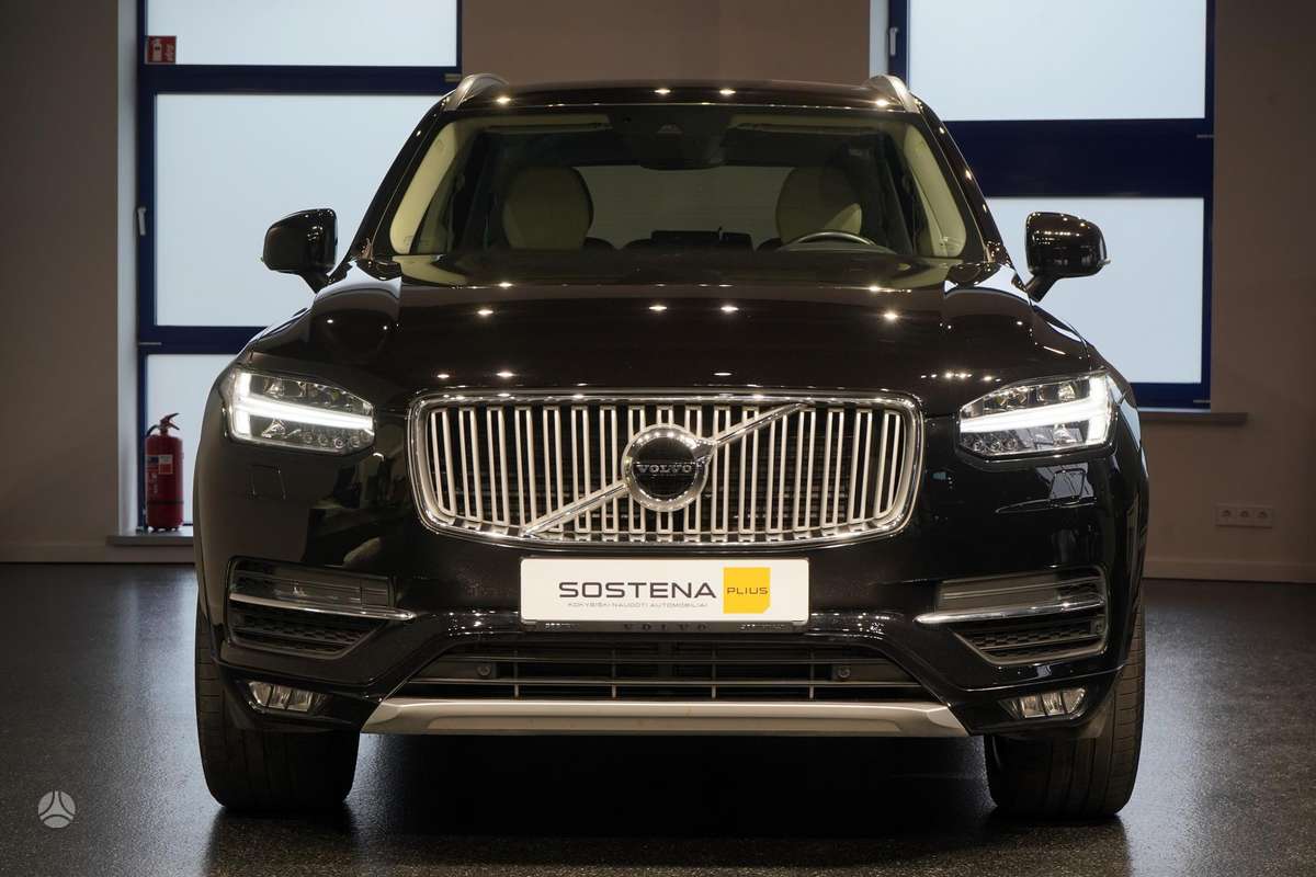 Volvo XC90 - 4