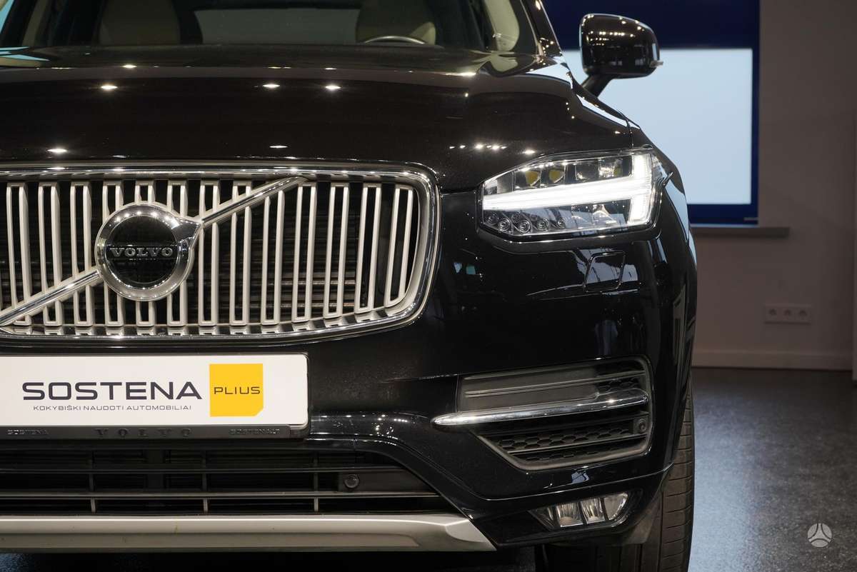 Volvo XC90 - 5