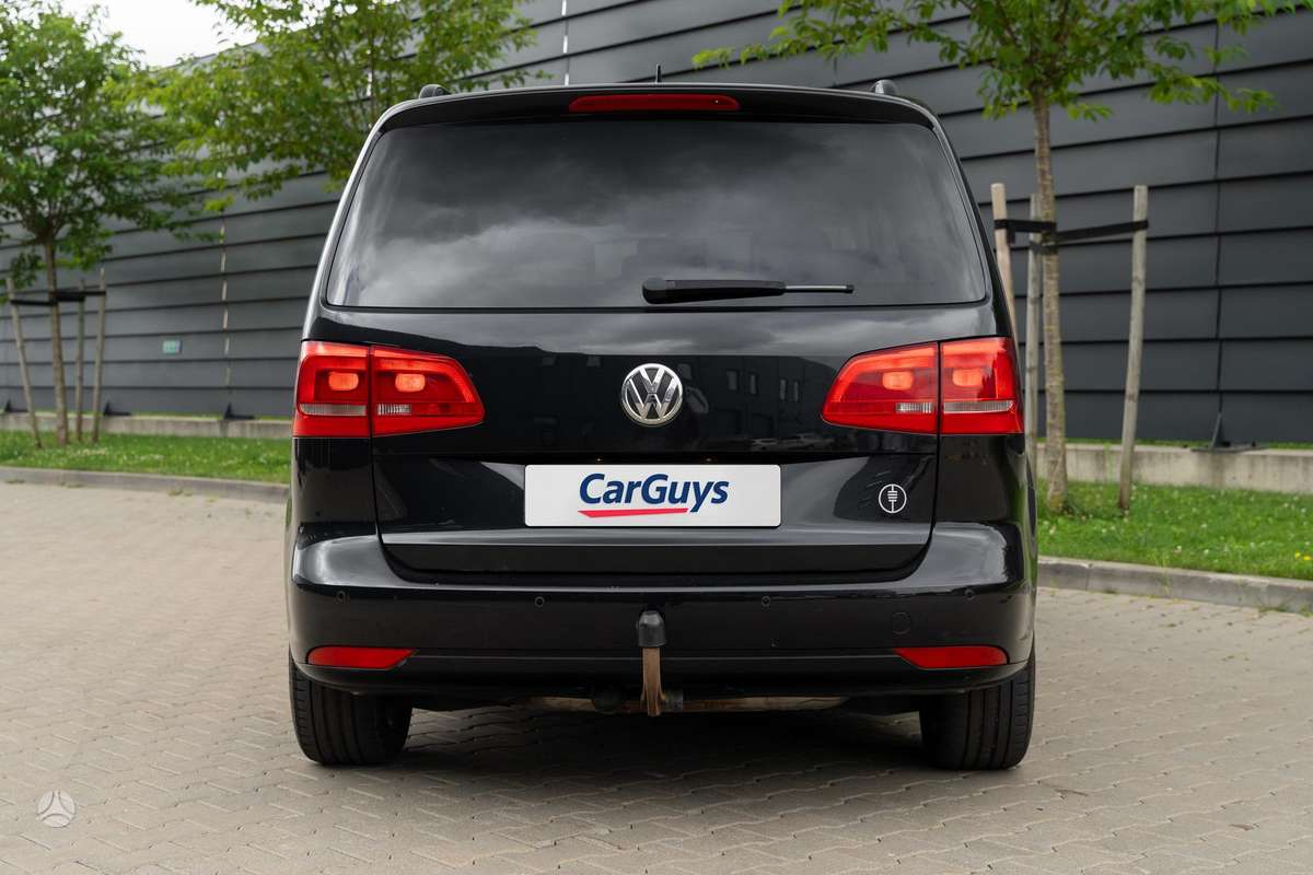 Volkswagen Touran - 6