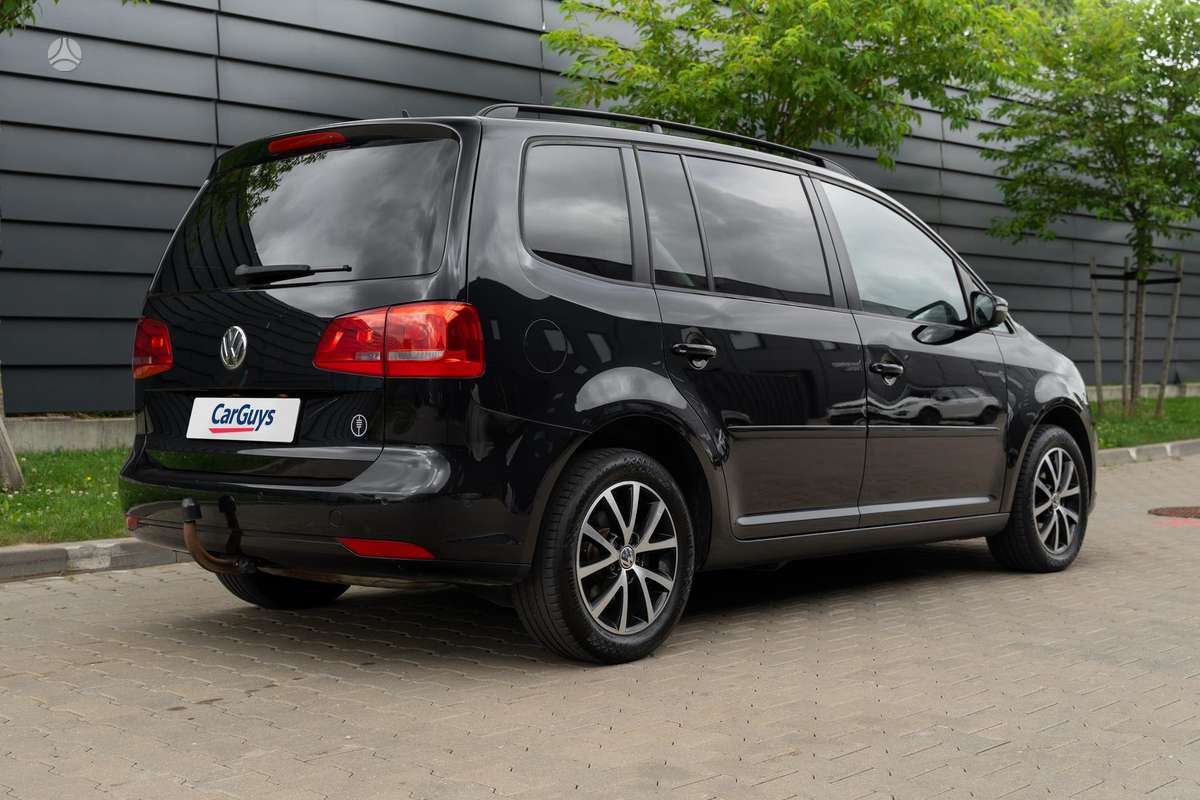 Volkswagen Touran - 7