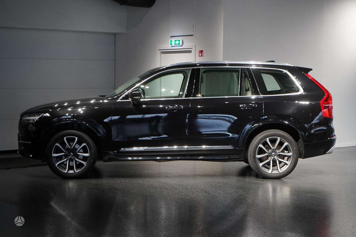 Volvo XC90 - 2