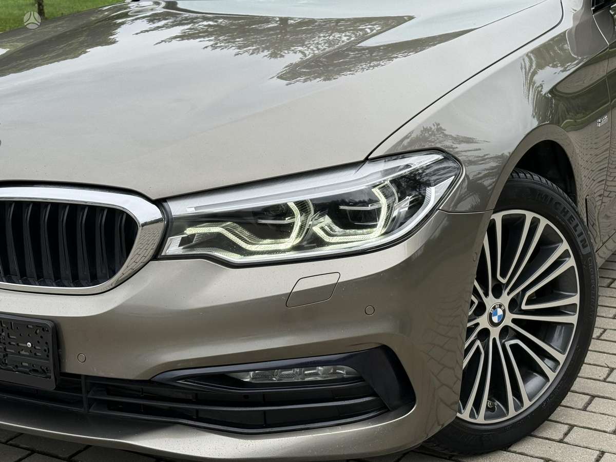 BMW 520, 2.0 l., Седан