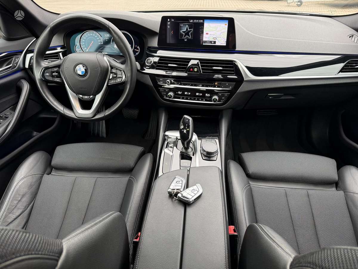 BMW 520, 2.0 l., Седан